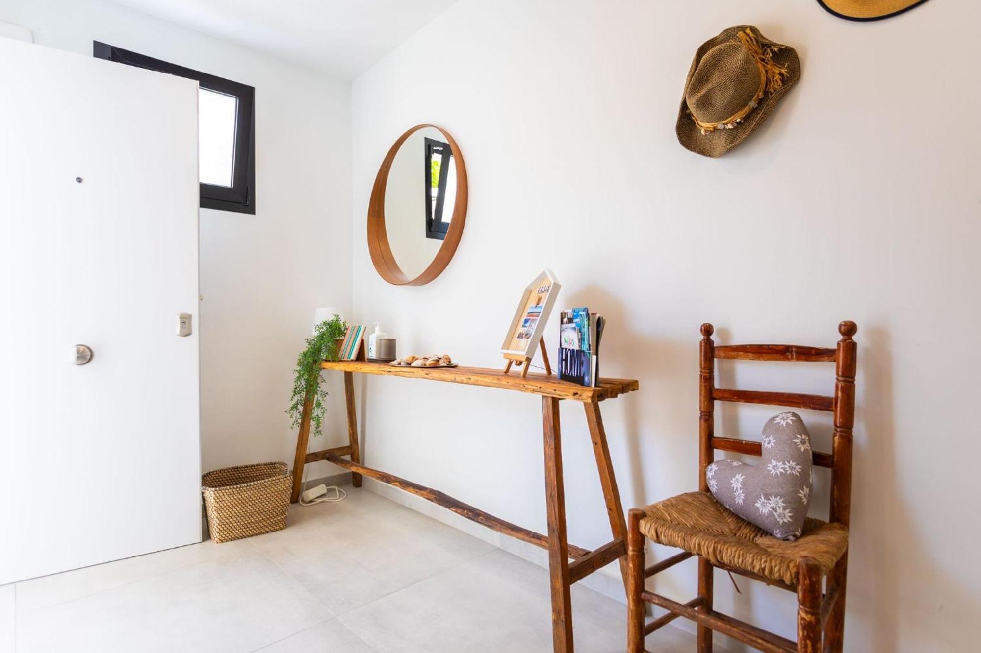 La Cala Beach Home - Beachfront Few Steps Away From Sandy Beach La Cala De Mijas Exterior foto