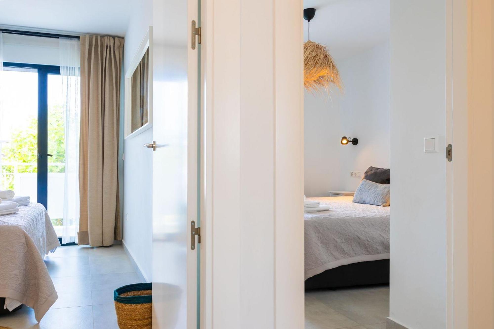 La Cala Beach Home - Beachfront Few Steps Away From Sandy Beach La Cala De Mijas Exterior foto